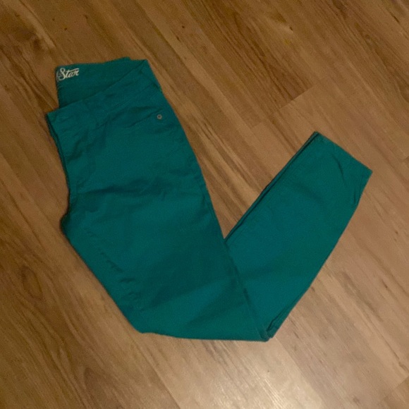 Old Navy Pants - Old navy green skinny pants!